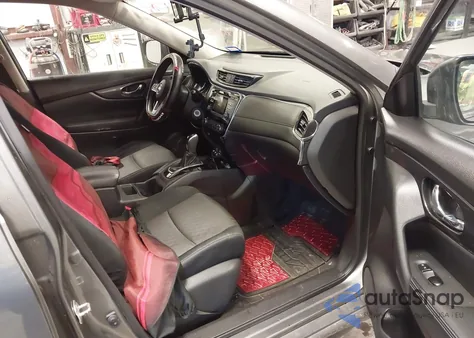 2017 Nissan Rogue S z USA, uszkodzony, nr VIN JN8AT2MT0HW136802